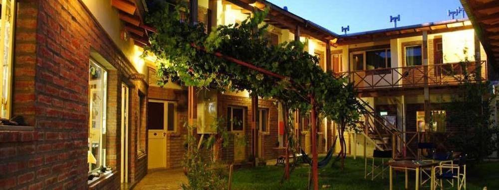 La Tosca Hostel Πουέρτο Μαντρίν Εξωτερικό φωτογραφία