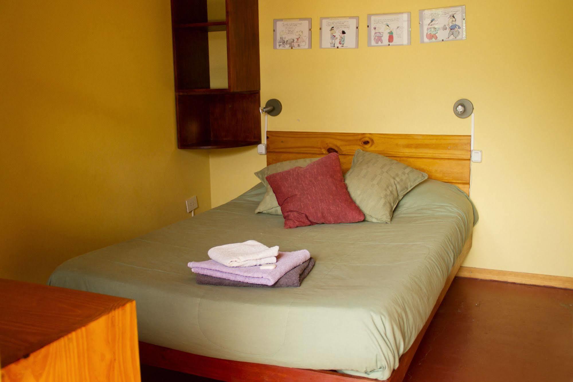 La Tosca Hostel Πουέρτο Μαντρίν Εξωτερικό φωτογραφία