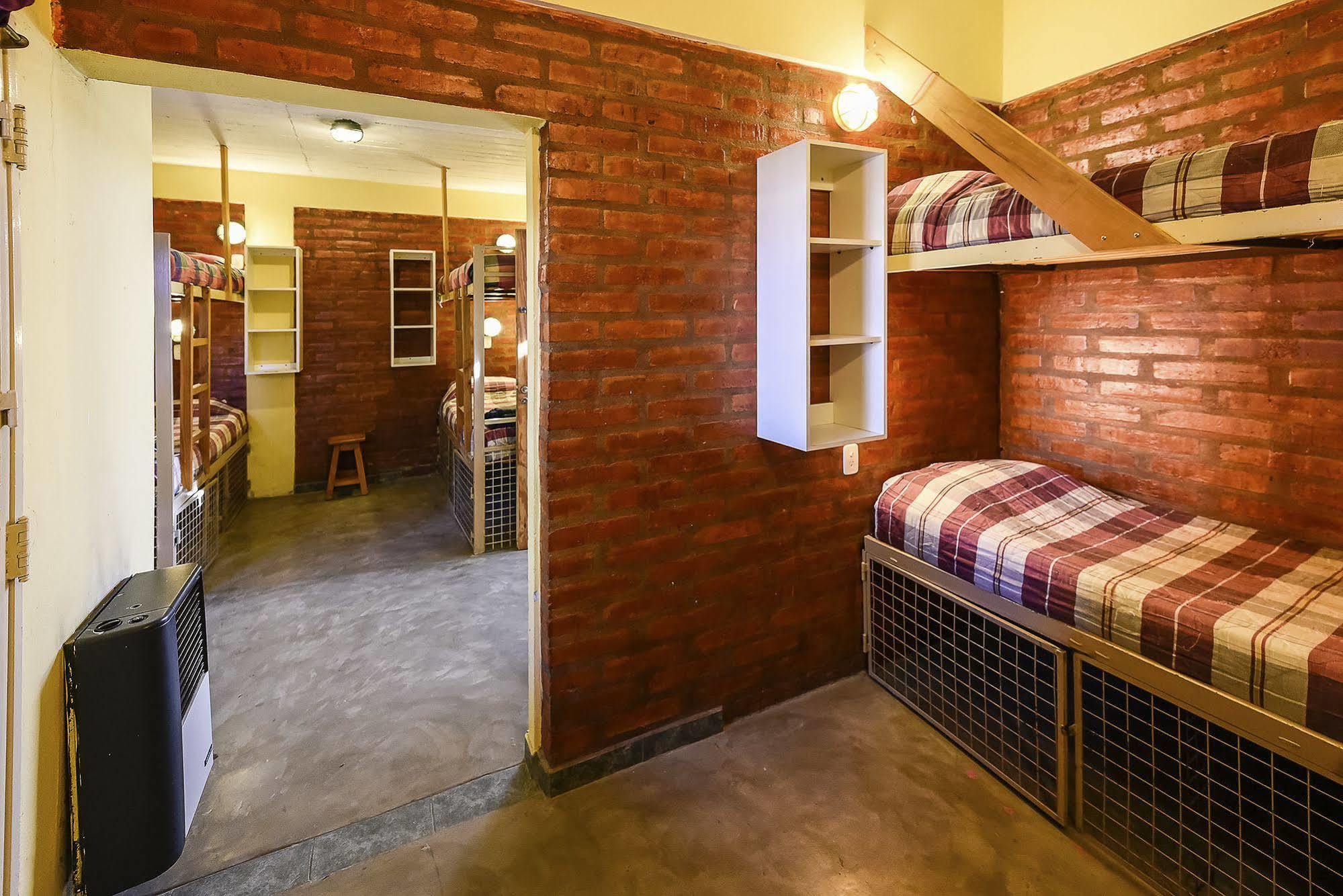 La Tosca Hostel Πουέρτο Μαντρίν Εξωτερικό φωτογραφία