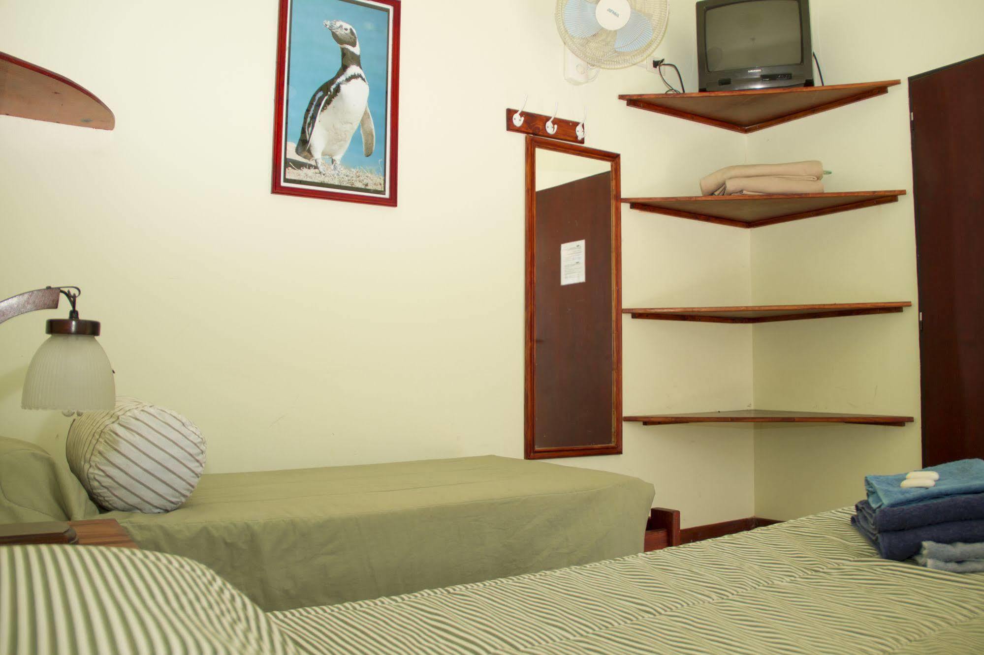 La Tosca Hostel Πουέρτο Μαντρίν Εξωτερικό φωτογραφία